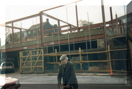 GK - Sarana House first floor started 2 1991