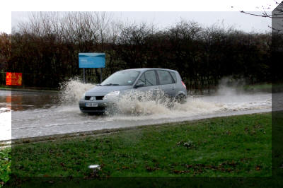 A171 looking towards Broomfield Farm entrance  2